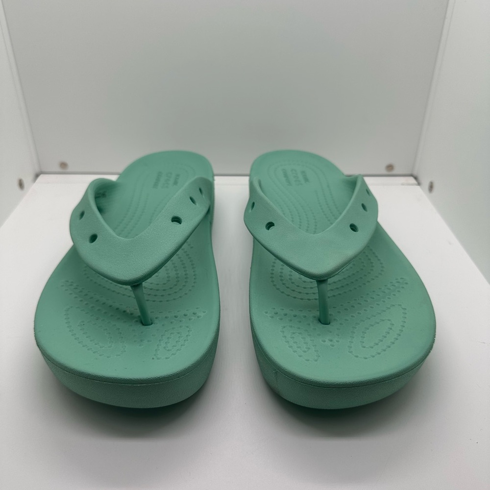 Crocs Classic Platform Flip Flop Sandals Jade Stone Size W10 - Picture 5 of 9